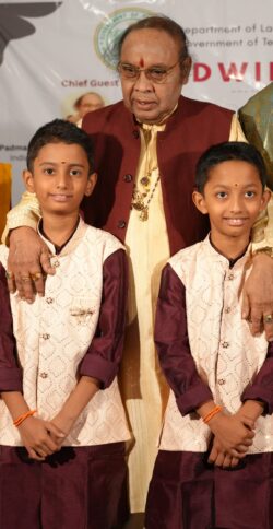 Padma Shri Dr.Yella Venkateswara Rao garu with JJ Brothers Padma Shri Dr.Yella Venkateswara Rao garu with JJ Brothers